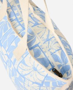 Mixed Canvas 31l Tote Blue